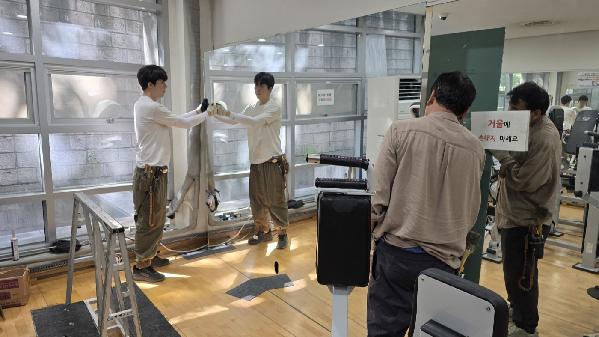 목동문화체육센터, 헬스장 전면 거울 교체 및 환경정비 완료!.jpg