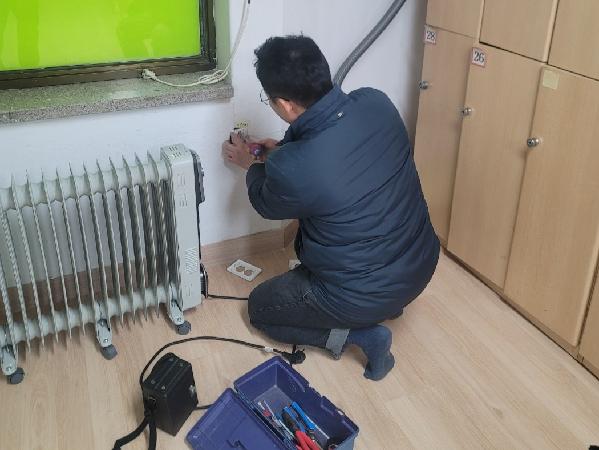 양천구시설관리공단 목동테니스장, 탈의실 전기시설 점검·정비 완료!.jpg