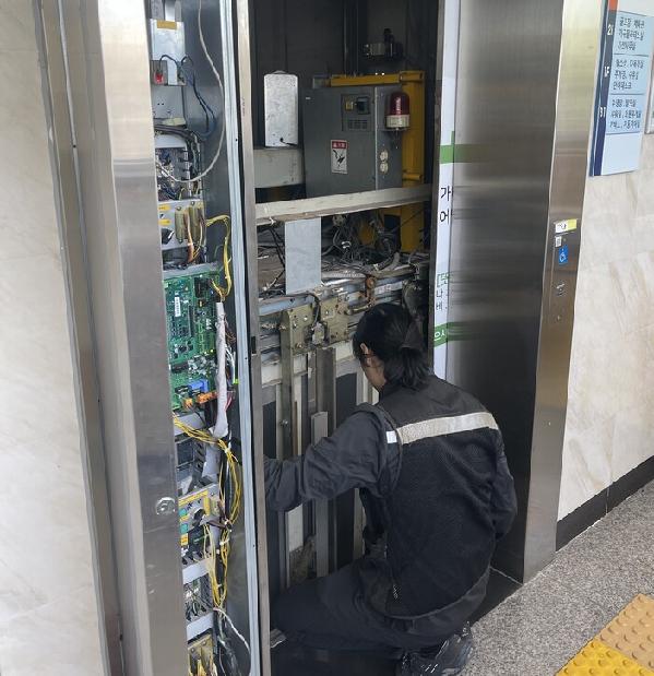 목동문화체육센터, 승강기 정밀안전점검 완료.jpg